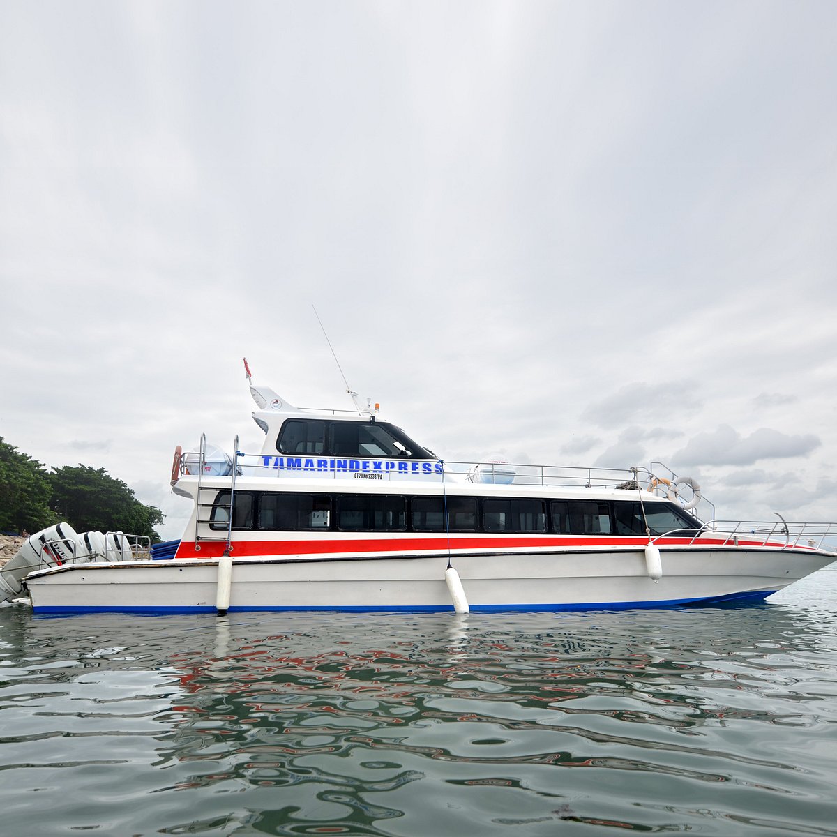 Tamarind Express Fast Boat From Sanur to Lembongan
