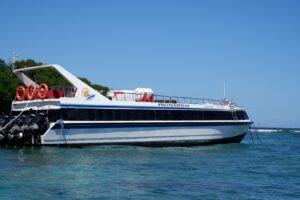 Ticket Smiling Express Fast Boat: The Best Boat to Gili/Lombok
