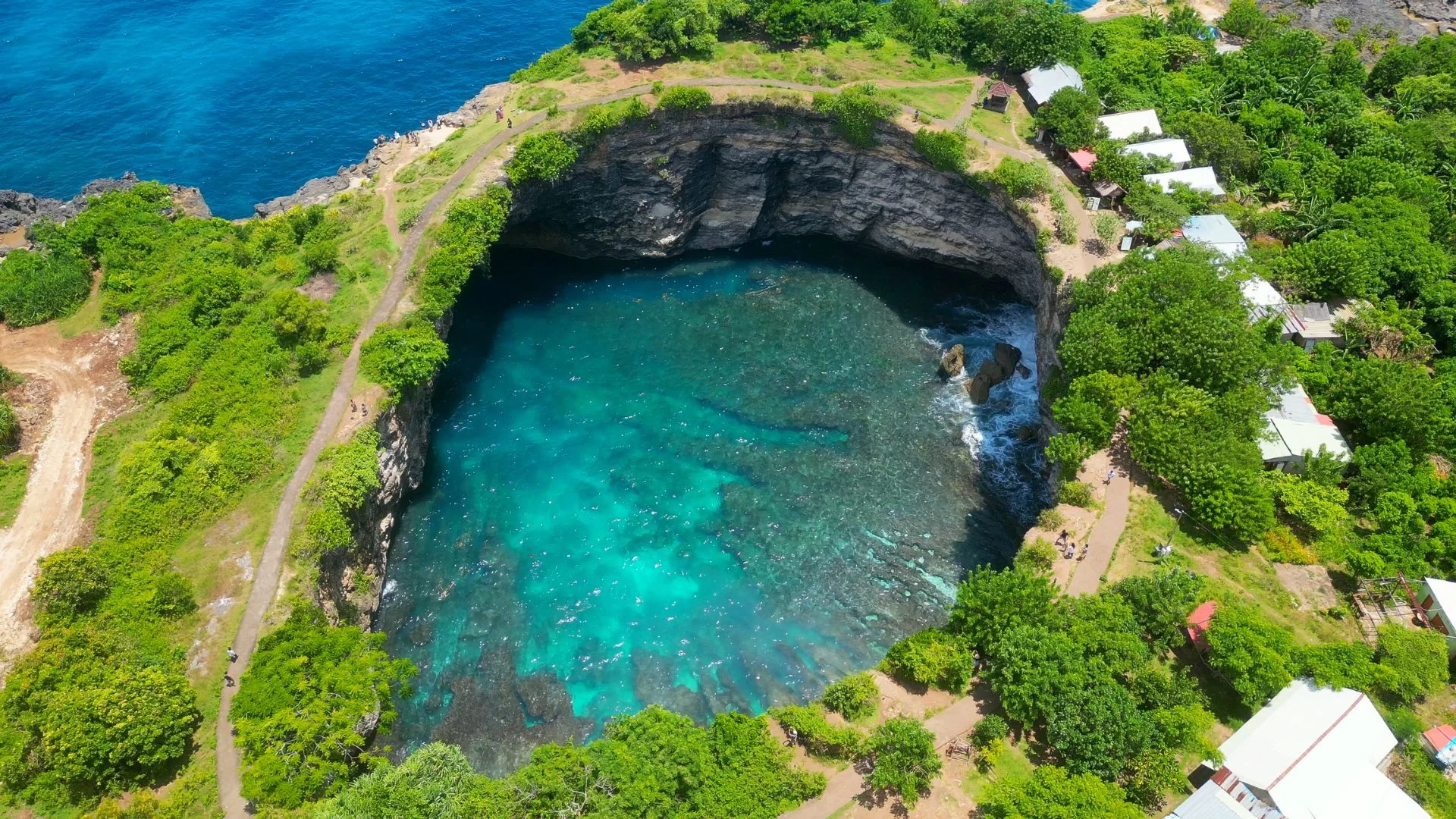 Broken Beaxh — Nusa Penida Combination Tour