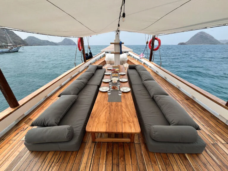 Lanakila Deluxe Phinisi Sailing Adventure — Photo 3