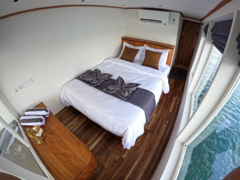 Lanakila Deluxe Phinisi Sailing Adventure — Photo 4